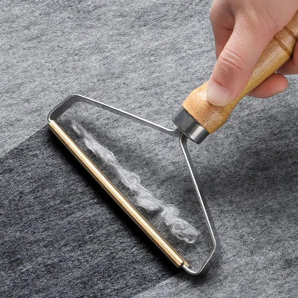 Reusable Lint & Pet Hair Remover Brush – No More Sticky Rolls!